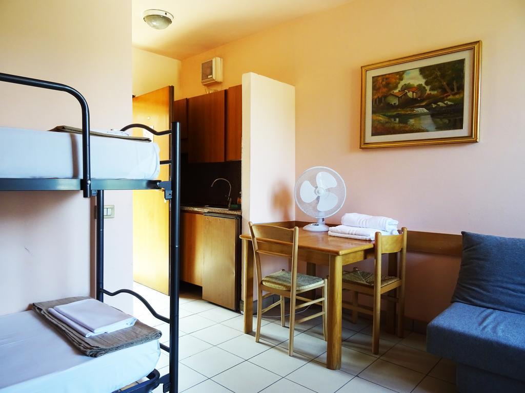 Camnago Volta Victoria Hotels Carso المظهر الخارجي الصورة